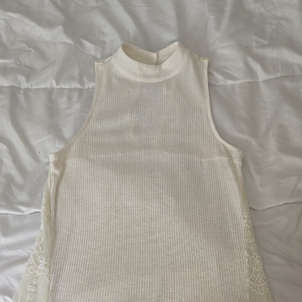 Sleeveless Cream Top with Lace Detail